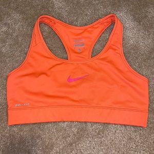 nike pro bra